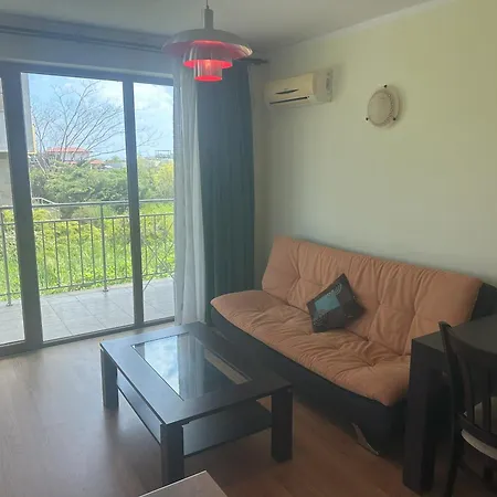 Complex - Egrek アパート *